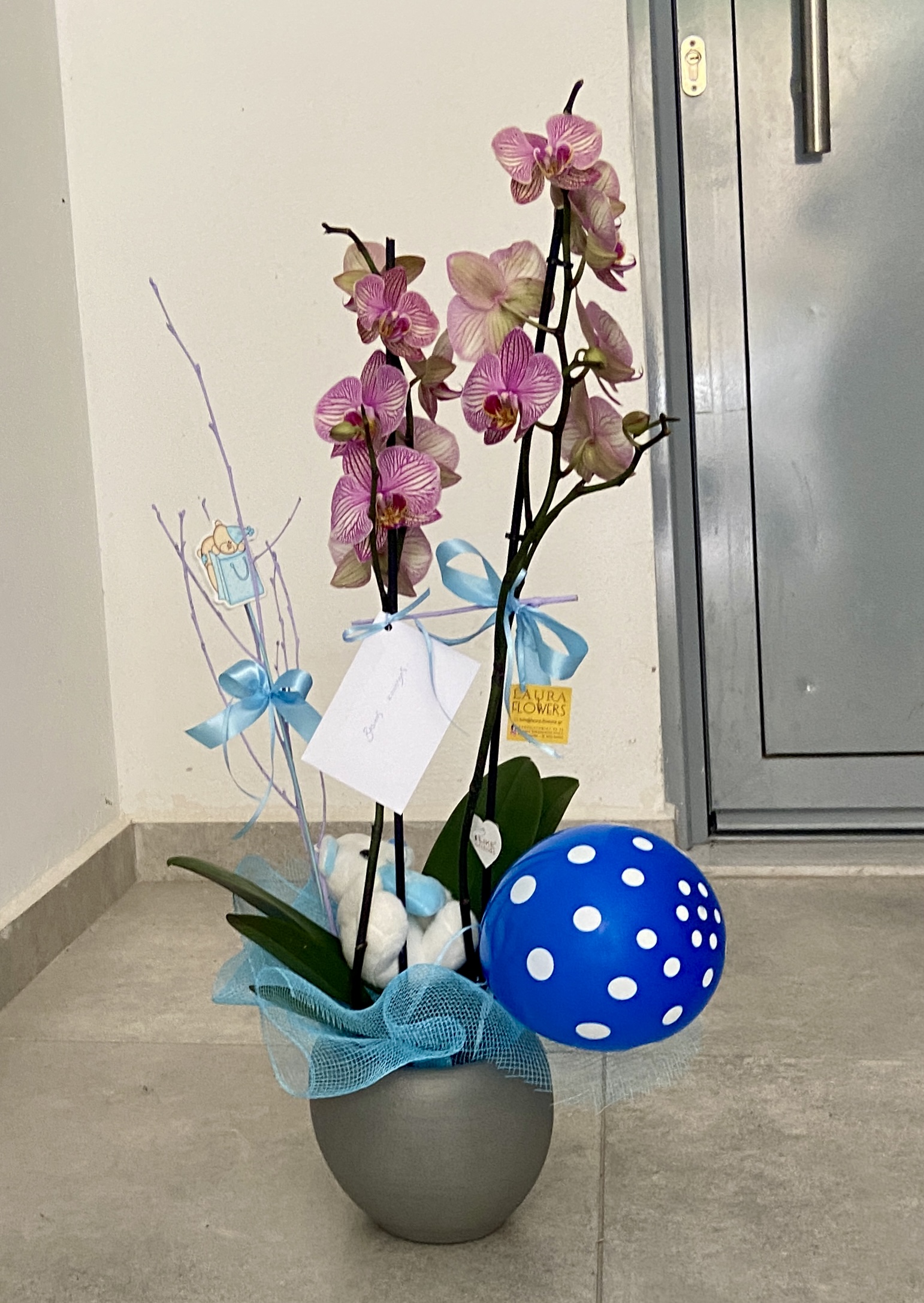 FLOWER ARRANGEMENTS FOR NEWBORN