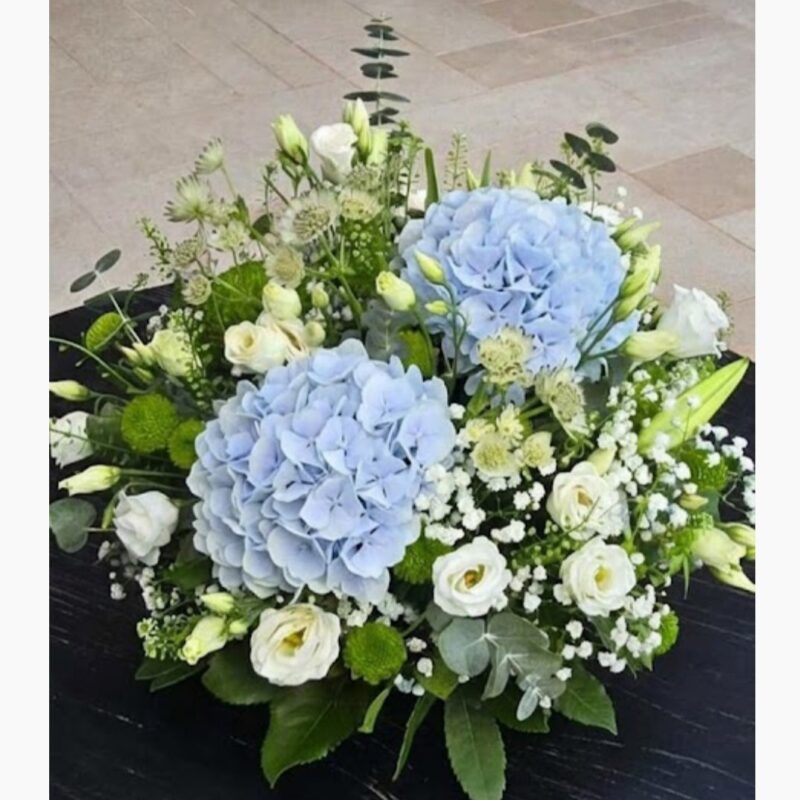 Flower arrangement