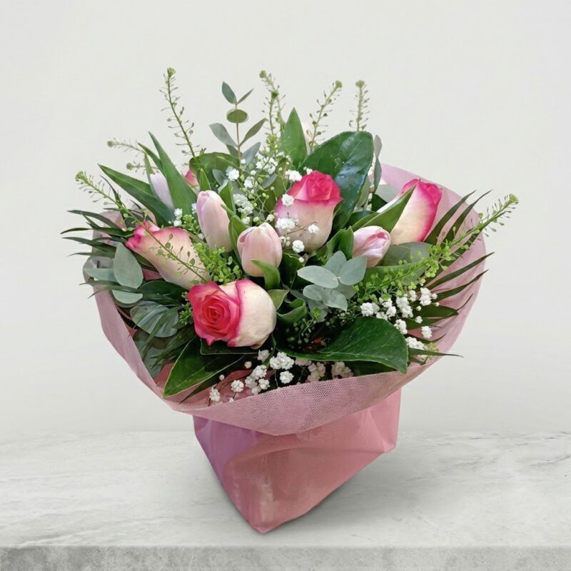 Bouquet with roses and tulips.